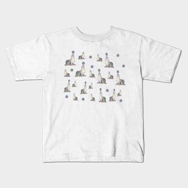 seals playing Kids T-Shirt by LatiendadeAryam